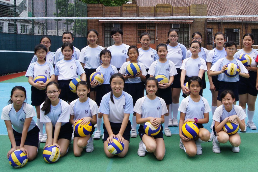 2015_05_29_Volleyball-team-group-1